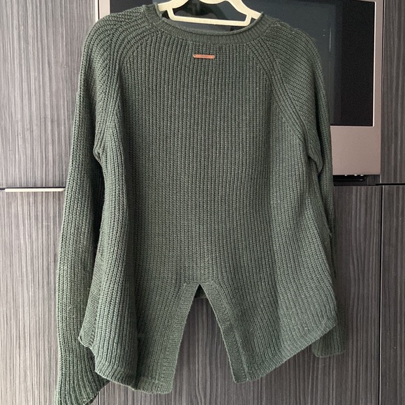 Hi Lo Side Split and Back Split Sweater - Picture 3 of 4